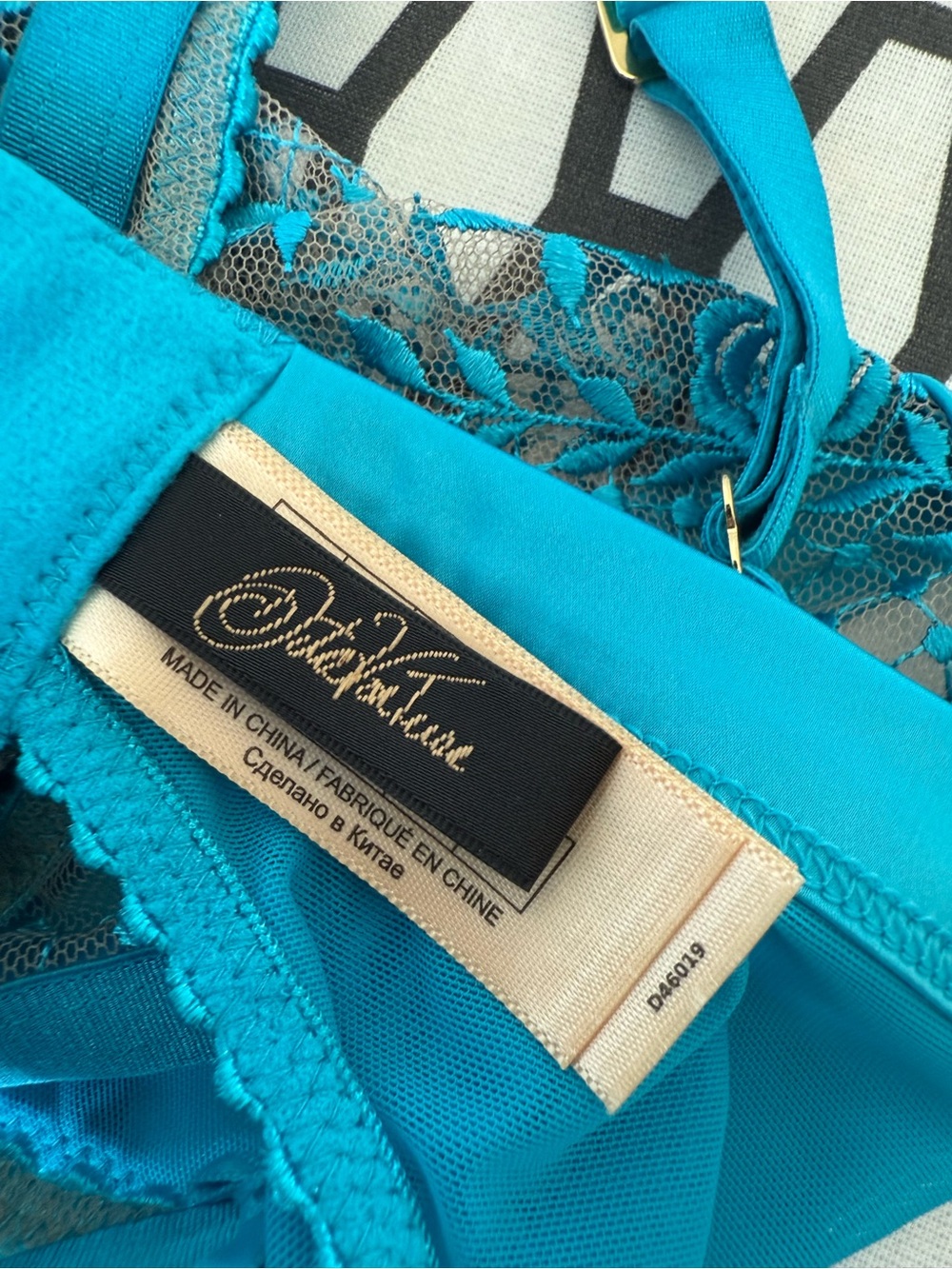 Dita Von Teese garter belt - Picture 5 of 6
